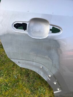 Dveře toyota RAV - 2