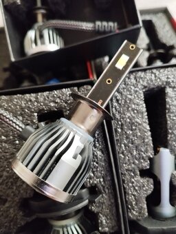 LED žárovky - 2