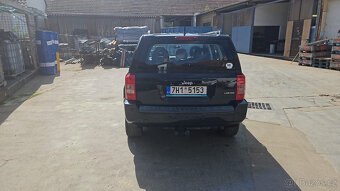 JEEP Patriot 2,4i-4x4 - 2