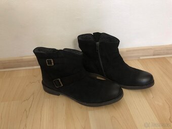 Kožené zateplené boty - COX - vel. 39 - 2