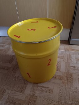 Kovový sud na hračky - 2