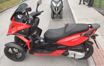 Skútr Quadro 350 - 2