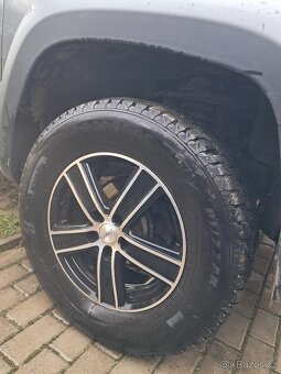 Volkswagen AMAROK - 2