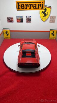 Ferrari 328 GTB 1:18 Kyosho - 2