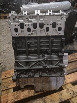 Motor po repasu Volkswagen Multivan V 1.9 TDI AXB AXC - 2