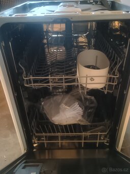 Vestavěná myčka Electrolux EEA 12100L - 2