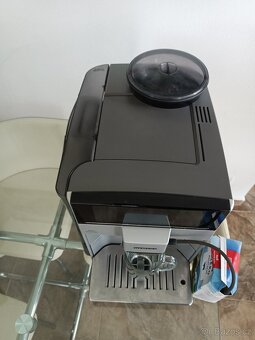 Plně automatický kávovar SIEMENS EQ.6 S300 -NA OPRAVU - 2