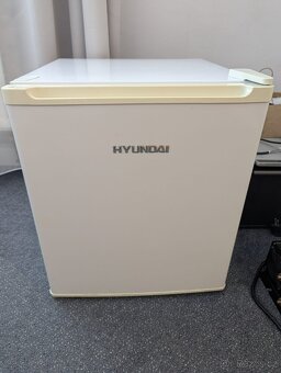Chladnička Hyundai, tichá 39dB,malá 41L - 2