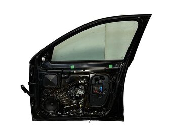 Pravé přední dveře černá metalíza LF9R Škoda Octavia 3 2016 - 2