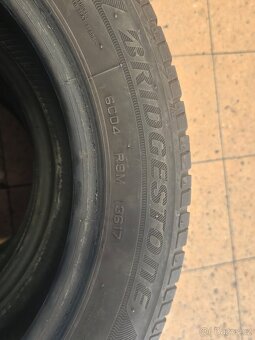Letni pneu 185/55R15 - 2