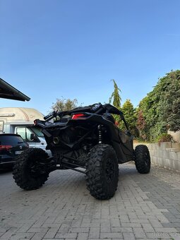 CAN-AM MAVERICK X3 Turbo RS - 2