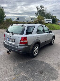 Kia Sorento 2,5 crdi 104kw - 2