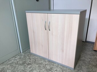 Skříňka 80x40x77 - 2