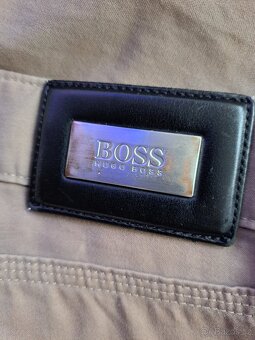 pánské džíny Hugo Boss středně hnědé barvy - 2