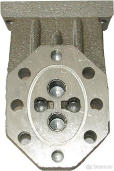 Hydraulické čerpadlo štípače dříví 4 – 6 tun – NOVÉ - 2