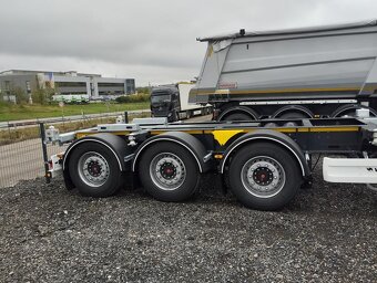 Kontejner kontejnerový návěs nosič kontejnerů WIELTON - 2