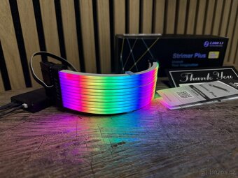 Lian Li STRIMER Plus 24PIN 200mm extension RGB kabel - 2