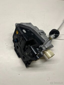 //Zámky Audi Q7 4L LP,LZ,PP,PZ // - 2