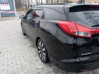 Honda Civic 1.8 Tourer automat - 2