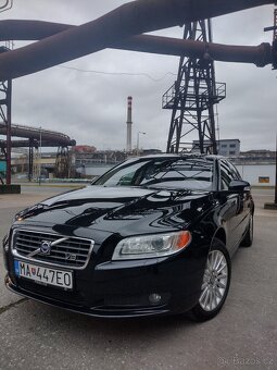 Volvo S80 V8 4.4i AWD (4x4) - 2
