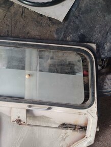 Dveře Škoda 1202 - 2