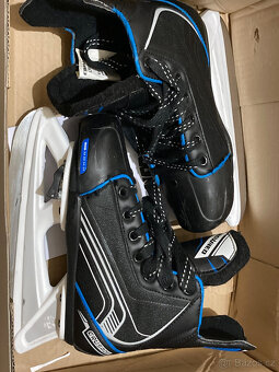 Dětské brusle Crowned Junior - 2