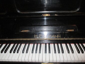 PIANO-funkční,poř.cena před 2 lety 29000kč - 2