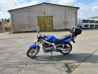 Suzuki GS 500 - 2