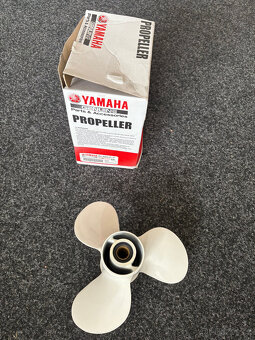 vrtule Yamaha 25HP - 2