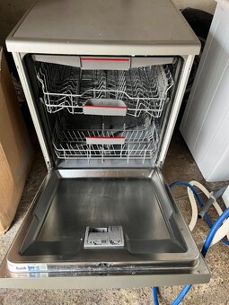 Myčka Bosch series 4 - 2