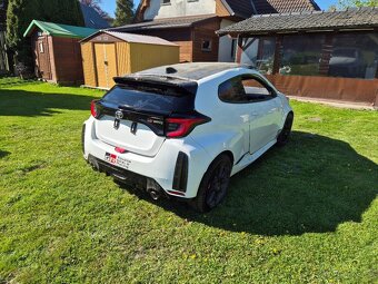 Toyota yaris Gr - 2