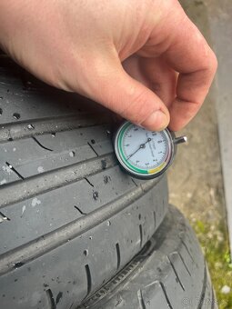 Pneu 195/60/16 - 2