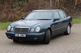 Mercedes Benz W210 v6 320i - 2