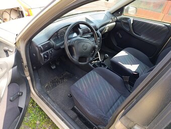 Opel Astra F 1.6 na díly opravu - 2