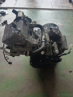 Motor Yamaha YZF R 125 - 2