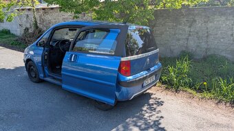 Peugeot 1007 - 2
