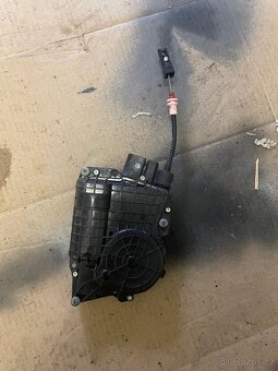 BMW softclose motor - 2