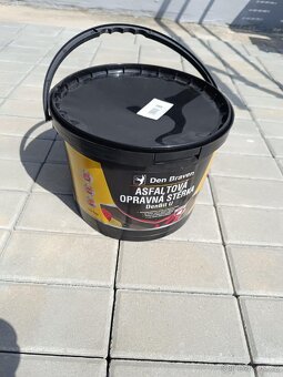 Asfaltová opravná stěrka - 2
