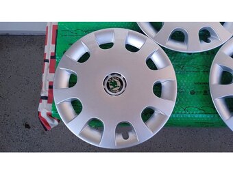 14 velkoplošné kryty kol Škoda Octavia I (1U) 1U0601147E (sa - 2