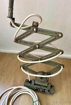 Stará lampa nůžková polohovací FUNKČNÍ Industriální - 2