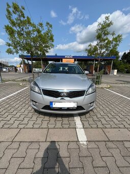 Prodám auto KIA CEED - 2