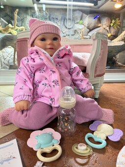 REBORN PANENKA S PŘÍSLUŠENSTVÍM N.O.V.Á. - 2