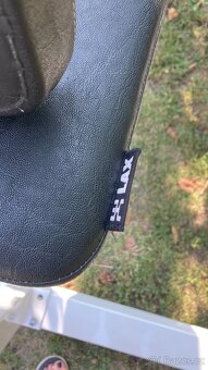 posilovací stroj na ramena - prsa Lax - 2