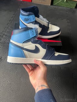 Nike Air Jordan 1 Obsidian - 2