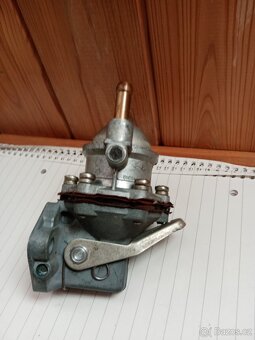 AC/palivová pumpa Lada moskvič - 2