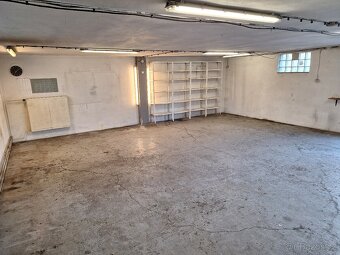 Pronájem skladu-garáže v Ostravě - 2