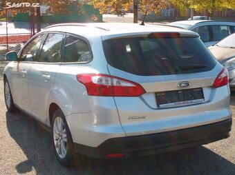 Ford Focus 1,6 16V kombi PDCvyhř.sklo,servisFORD,101tis.km - 2
