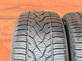 Celoroční Barum 205/55/16 XL - 2