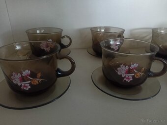 Sada z kouřového skla - 6ks šálek s podšálkem - 2