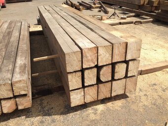 Trámy staré vyschlé - 2